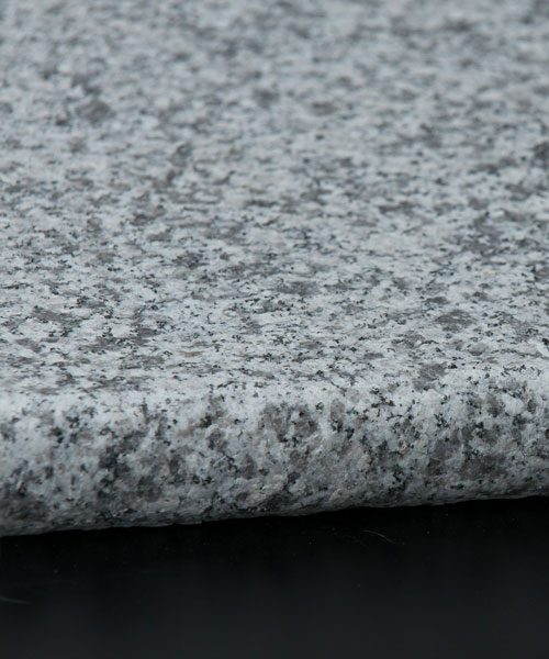 Diamond-White-Granite-Large-Grain-Bullnose
